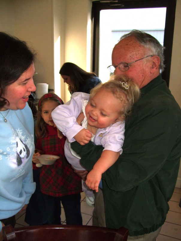Aunt Dee makes EK laugh