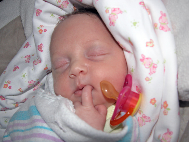 finger in mouth 2